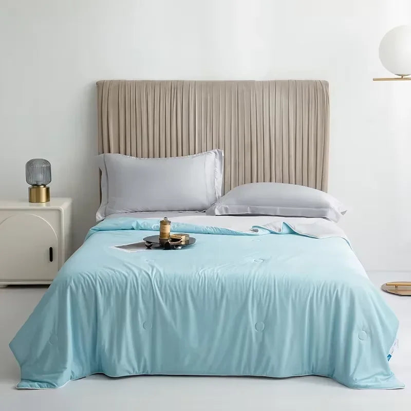 Cooling Blanket – Silky Lightweight Summer Comforter with Double-Sided Cooling Fabric