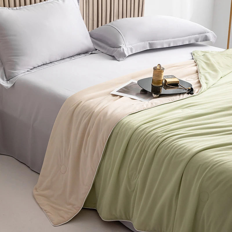 Cooling Blanket – Silky Lightweight Summer Comforter with Double-Sided Cooling Fabric